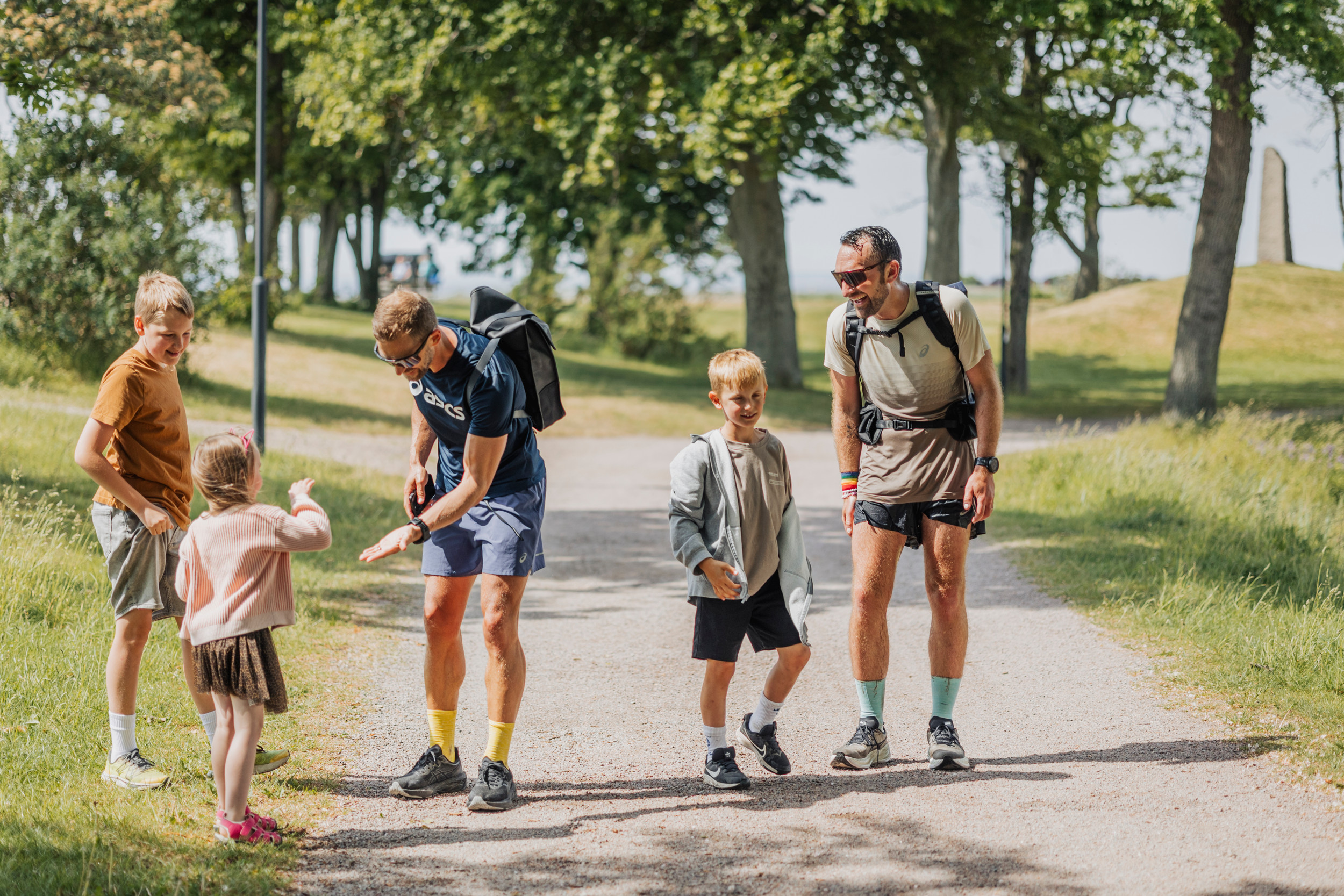 A lot of person walking