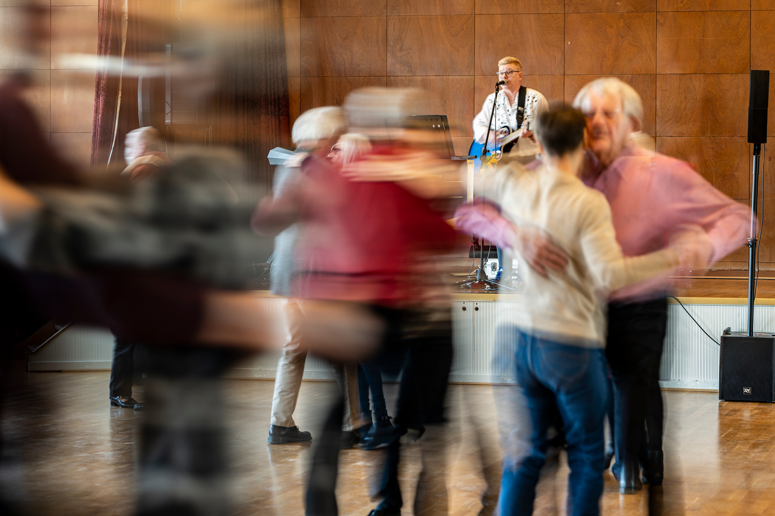 Social dans till livemusik