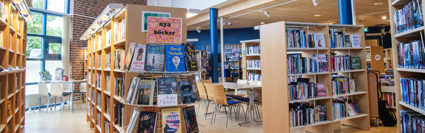 Invigning av meröppet på Häljarps bibliotek